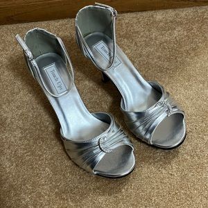 Touch up sandal’s by Benjamin Walk